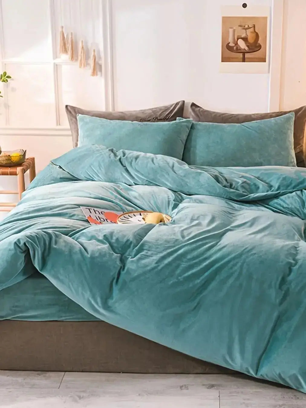 3pcs Velvet Duvet Cover Set - Soft, Warm, Skin-Friendly Solid Color Autumn and Winter Bedding for Bedroom, Guest Room with 1 Duv