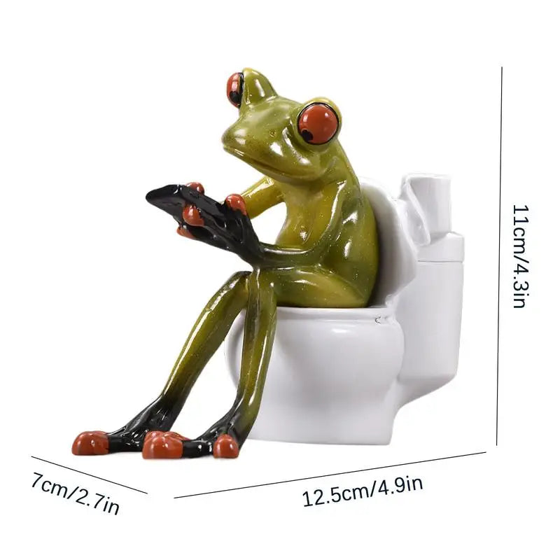 Frog Figurine Funny Collectible Ornament Desktop Frog Resin Statue Frog Sitting On Toilet Home Gardening Sculpture Figurine