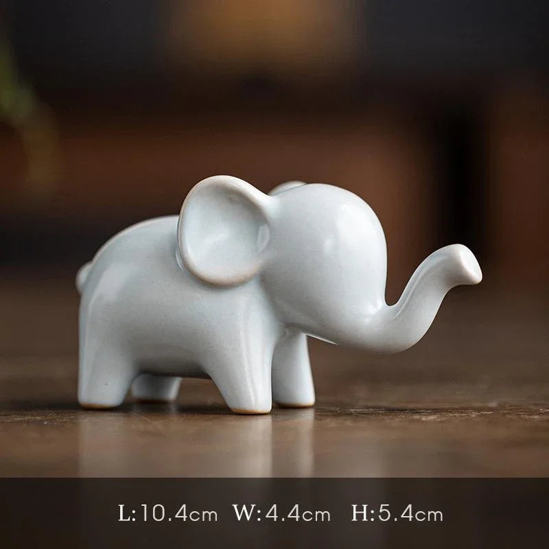Elephant Giraffe Mini Ceramic Figurine Desktop Animal Sculpture Modern Minimalist Decorative Ornaments for Home Office Decor