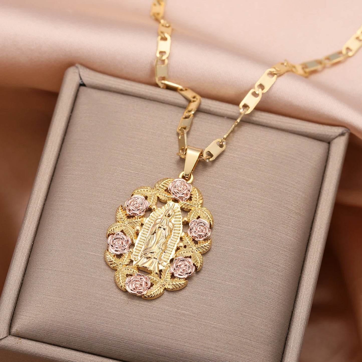 Virgin Mary Necklace Roses Chain Custom Virgen De Guadalupe Pendant Medalla Rosas For Women Jewelry Gifts