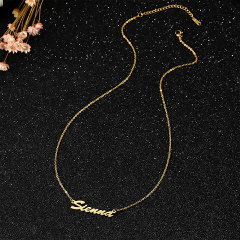 DUOYING Fashion Custom Neckalce Personalise Gold Name Necklaces Stainless Steel Letter Pendant Neckaces For Women Christmas Gift
