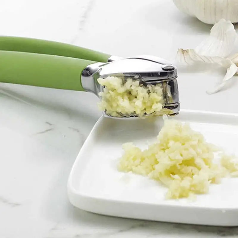 Garlic Press Crusher Mincer Kitchen Stainless Steel Garlic Manual Press Grinding Tool with Ergonomic Handle Kitchen Accessories