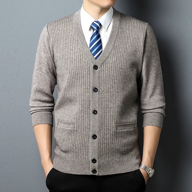 New Autumn Men's Cardigan  Plaid Fashion Business Casual Knitted Sweater Warm V-neck Sweater