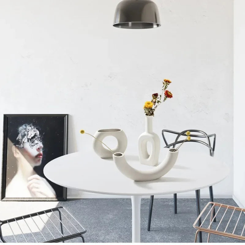 Hollow Nordic Modern Ceramic Vase for Modern Home Decor,Modern Boho Hollow Flower Vases for Living Room Bookshelf