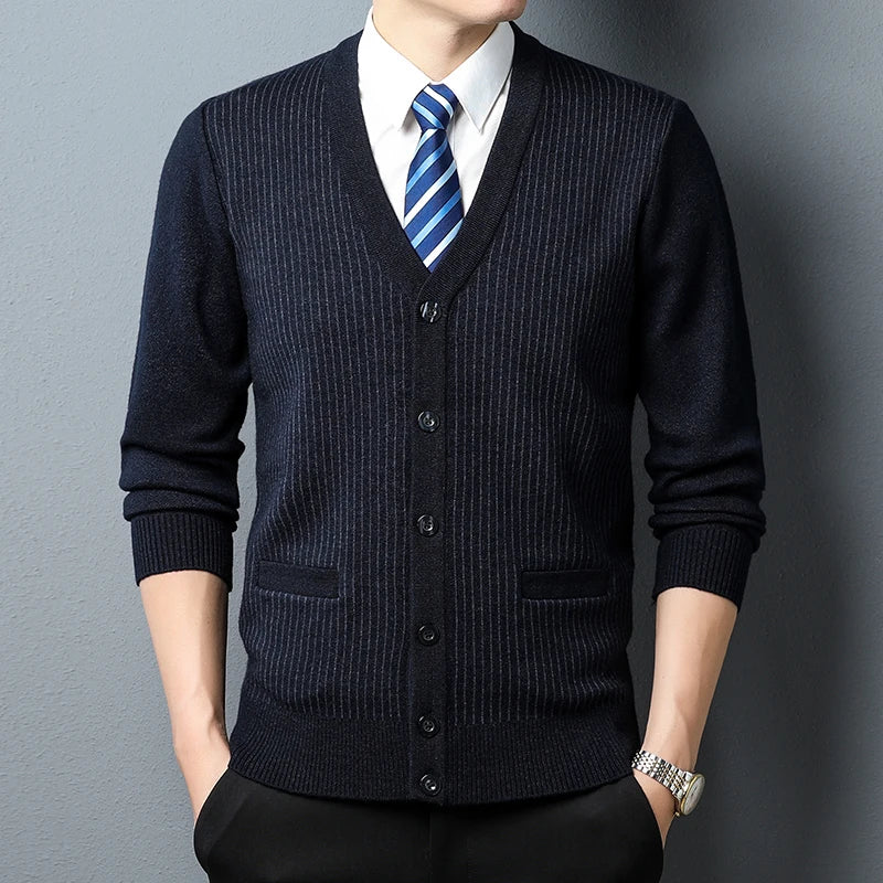 New Autumn Men's Cardigan  Plaid Fashion Business Casual Knitted Sweater Warm V-neck Sweater
