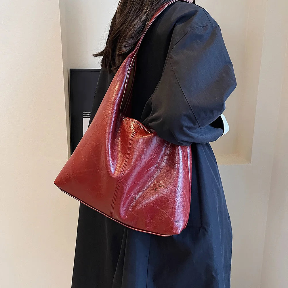 Soft PU Leather Shoulder Bag Vintage Wine Red Ladies Shoulder Bag Commuter Large Handbag for Women Wedding Totes Underarm Bag