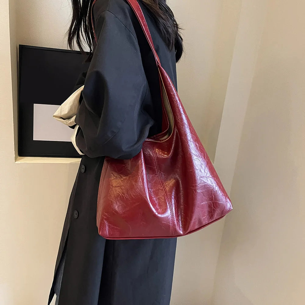 Soft PU Leather Shoulder Bag for Women Wedding Totes Quality Commuter Underarm Bag Bolso Mujer Fashion Large Capacity Handbag