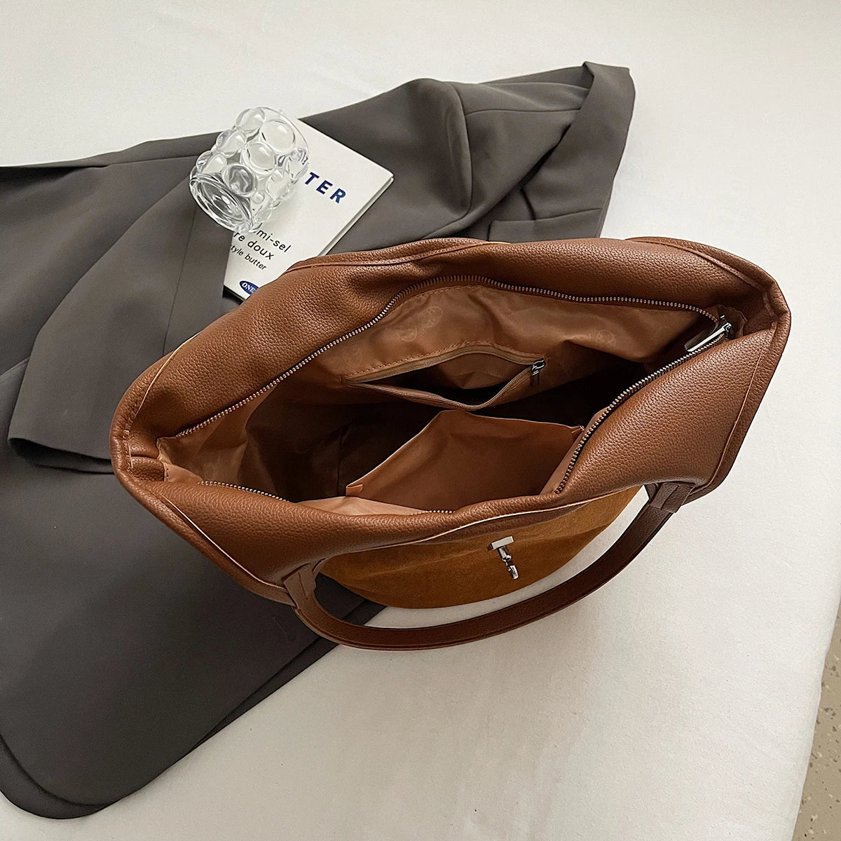 Fashion Small Shoulder Bag for Women 2024 Autumn Winter Retro Suede Handbag Large Capacity Simple Underarm Tote Bag Commuter Bag