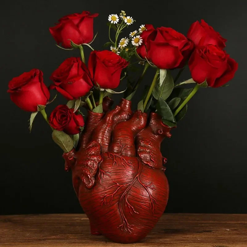 Nordic Anatomical Heart Shaped Vase Resin Flower Pot For Table Decorative Anatomy Themed Design Flower Holder for Tabletop Home