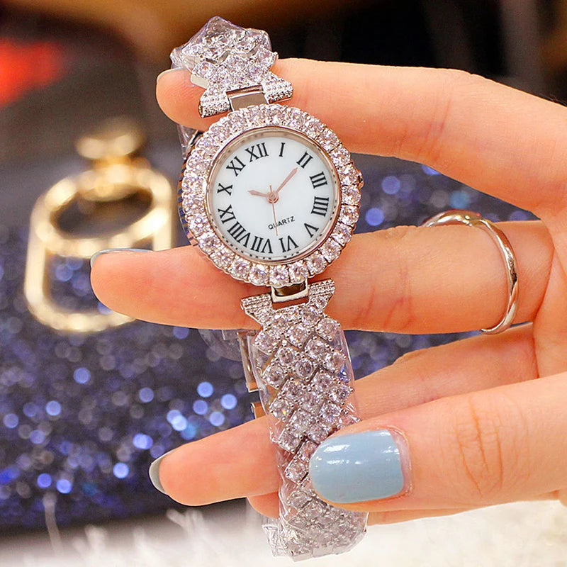 H11 Fashion Roman Pattern Diamond Ladies Watch for women Quartz Women's Watch Girls Lady Clock Bracelet Chains