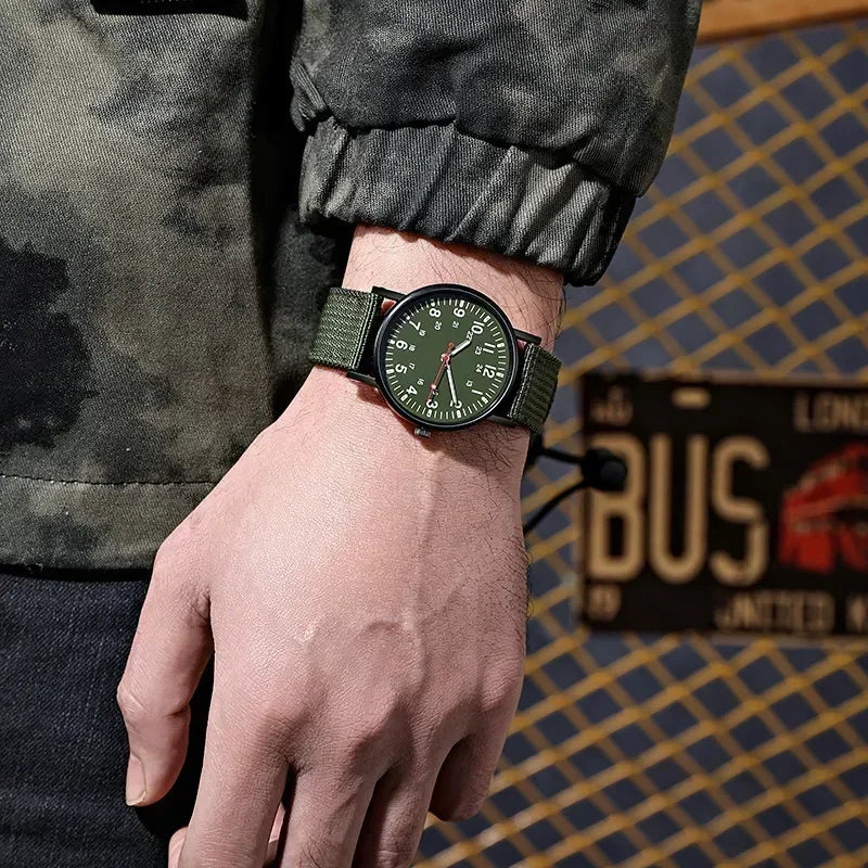 Men's Watches Luminous Shock Resistant Men Sports Watches Canvas Strap Simple Outdoor Quartz Wristwatch for Man Reloj De Hombre