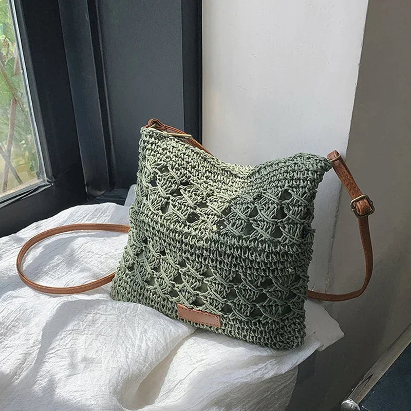 Casual Straw Women Shoulder Bags Handmade Woven Crossbody Bag Summer Beach Bag Simple Small Tote Bali Purses 2025