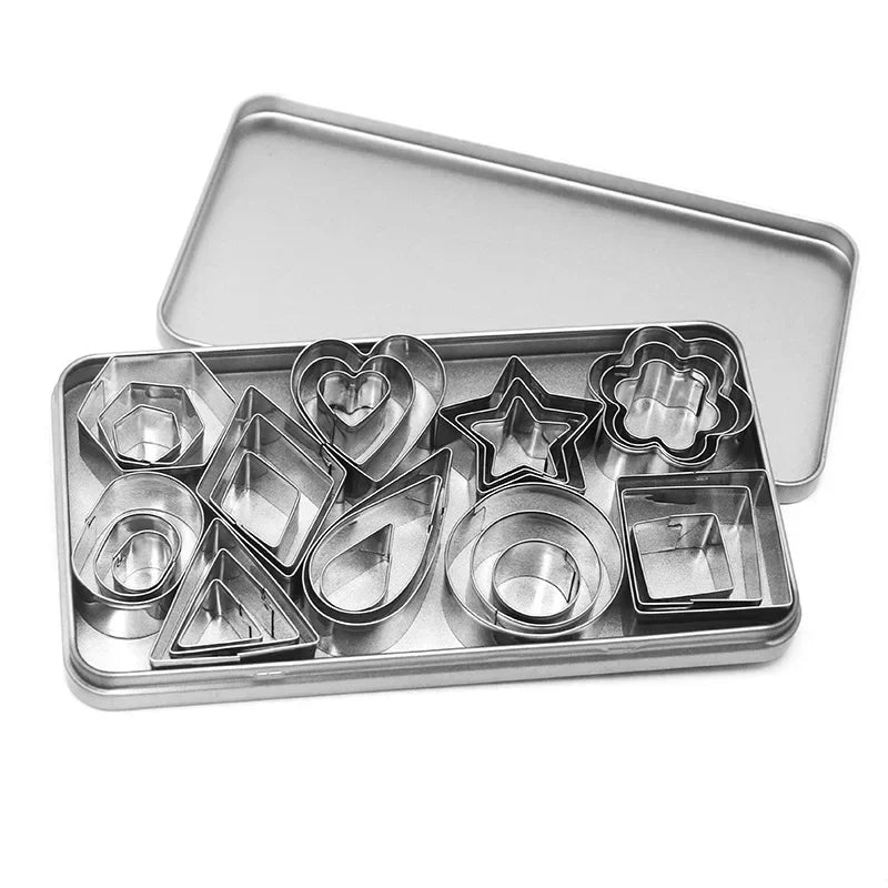 30Pcs Stainless Steel Mold Heart Star Flower Geometric Shape Cookie Cutters Chocolate Cake Molds Fondant Biscuit Pastry Bakeware