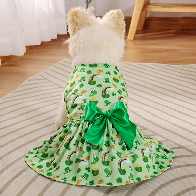 St Patrick Day Pet Clothes Green Clover Puppy Dog Dress Tulle Skirt with Bowtie Lucky Clover Holiday Dresses for Small Dogs Cats