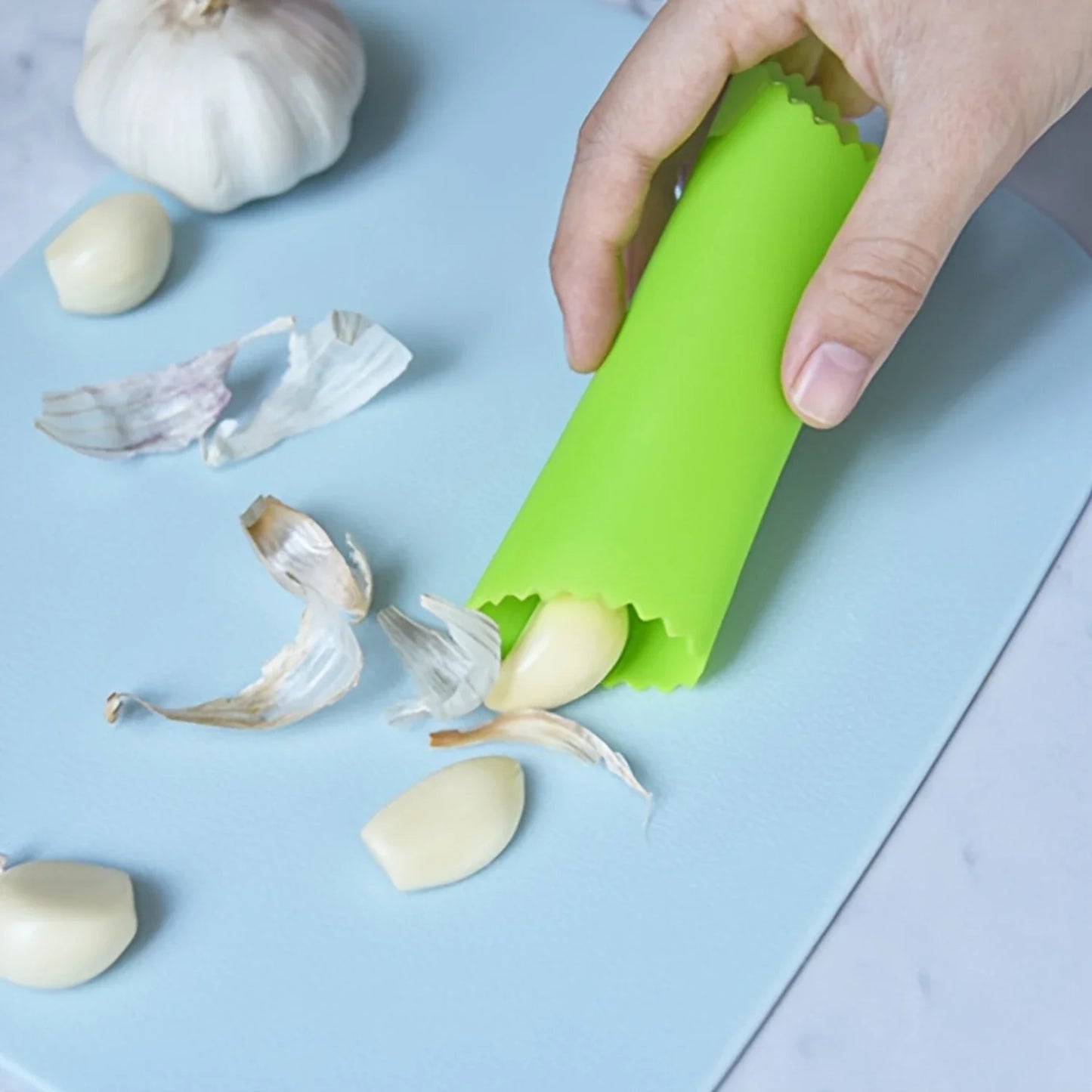 Easy-Clean Stainless Steel Garlic Press With Silicone Handle - Multifunctional Kitchen Gadget For Crushing, Peeling & Grinding V