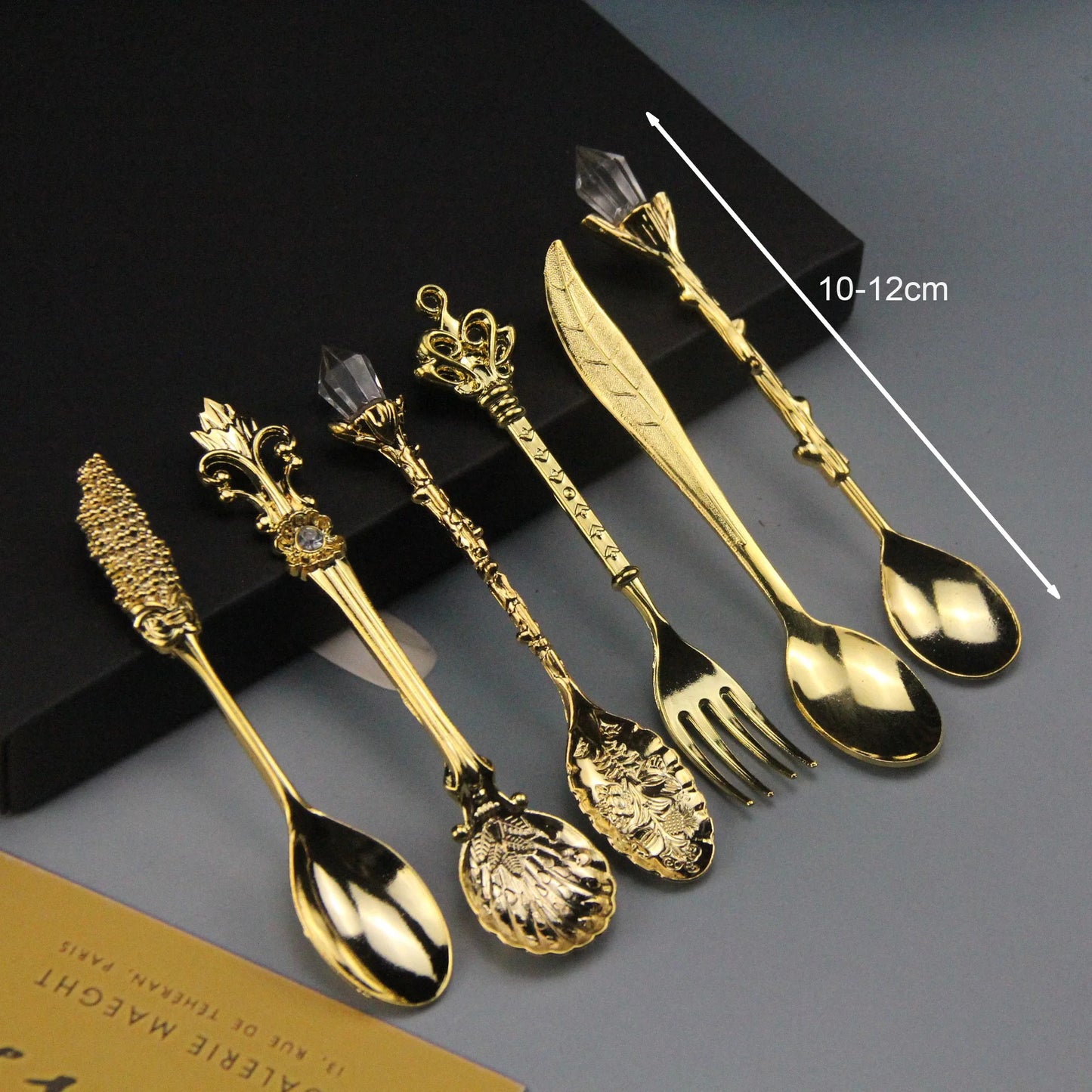 6pcs Royal Spoons Fork Cutlery Set Mini Royal Style Metal Gold Carved Teaspoon Coffee Snacks Fruit Dessert Fork Kitchen Tool