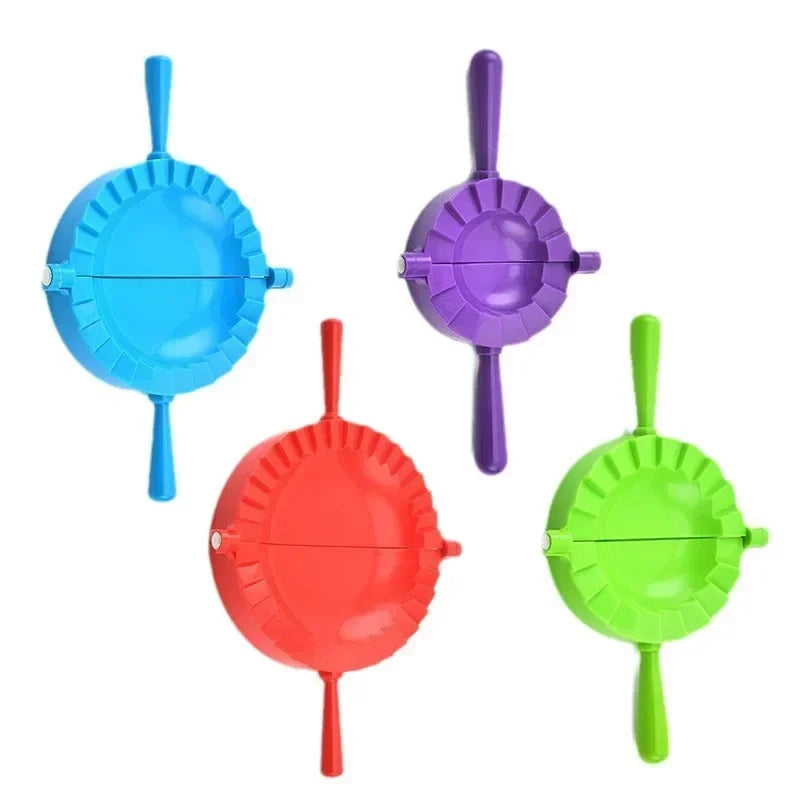 Useful Things for Kitchen Items Household Use Kitchens Accessories Clip Plastic Skin Dumplings Mold Set Dumpling Maker Bakeware