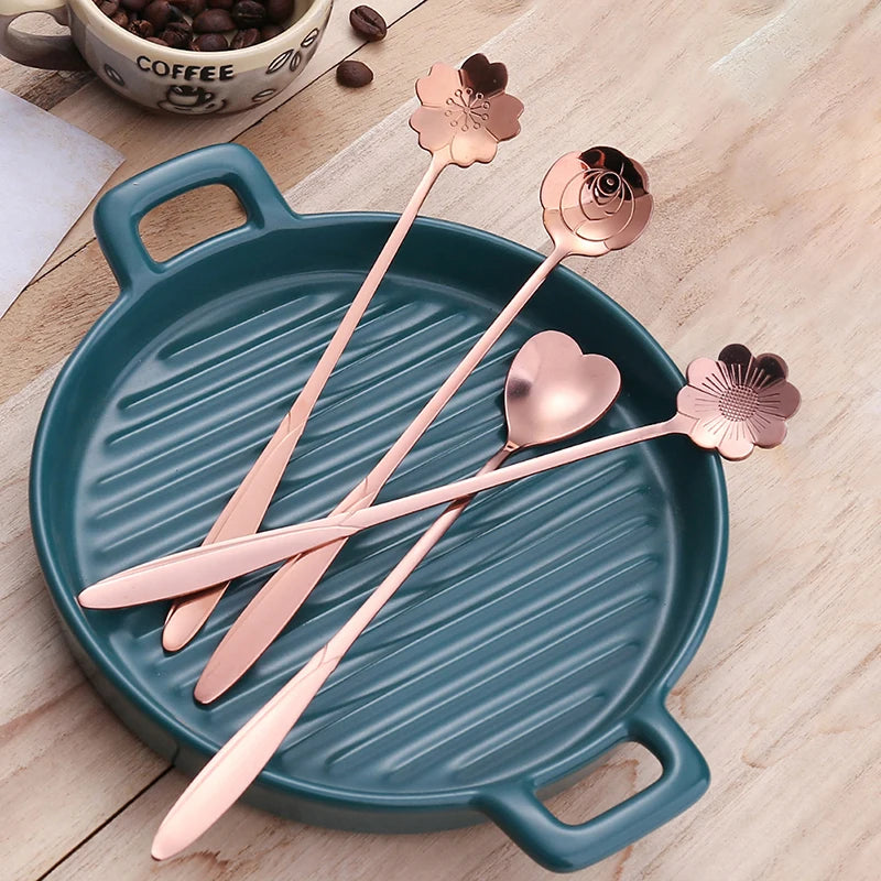 4Pcs/Set Small Flower Teaspoon Stainless Steel Coffee Spoon Cute Ice Cream Dessert Cake Scoop Gift Cutlery