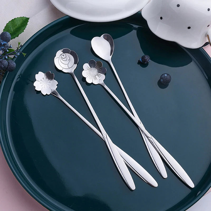 4Pcs/Set Small Flower Teaspoon Stainless Steel Coffee Spoon Cute Ice Cream Dessert Cake Scoop Gift Cutlery