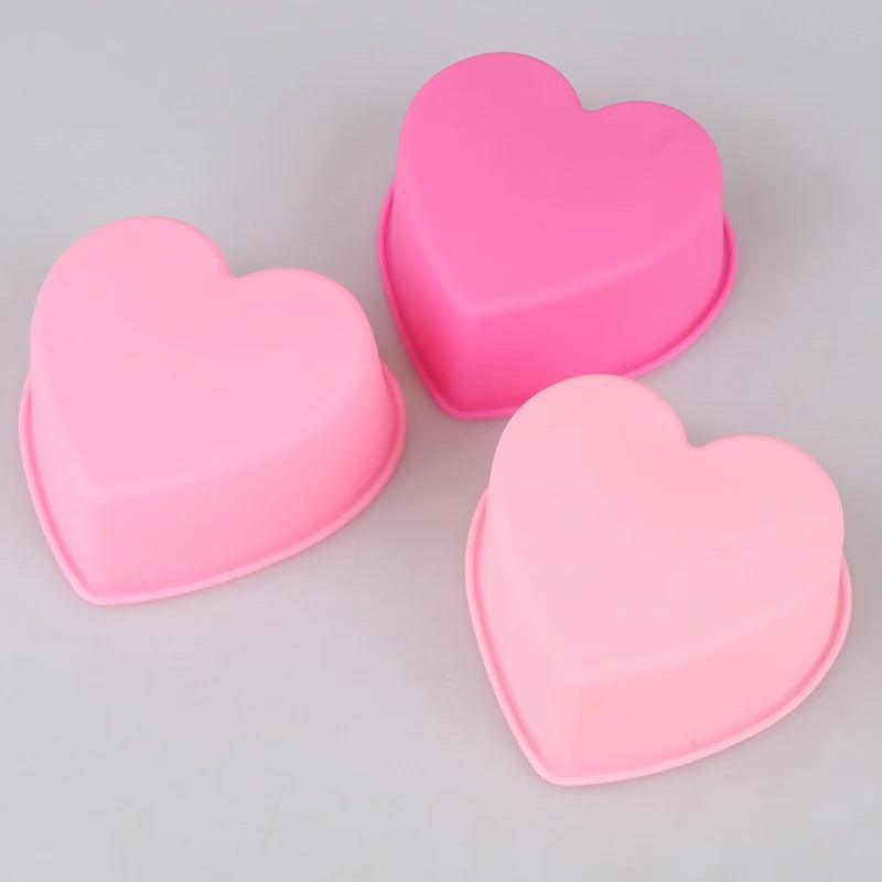 1pcs Random Color Cute 3 Inch 8cm Heart Mousse Chocolate Soap Mold Silicone Cake Molds Cake Decorations Bakeware Baking Pan