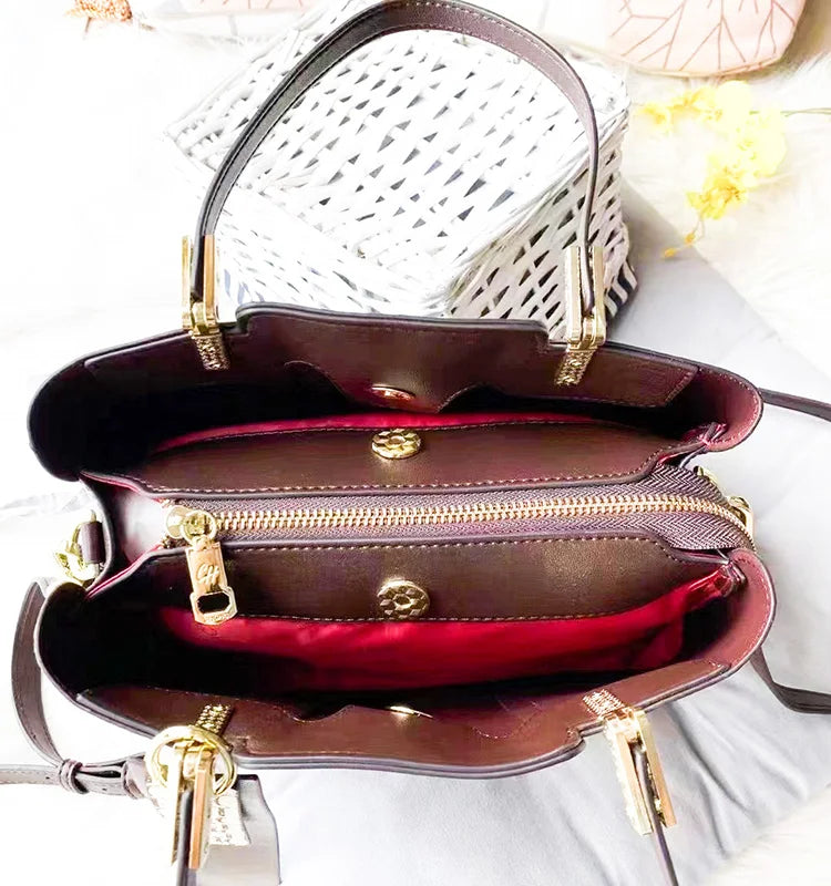 CH Large Capacity Design Brand Women's Bag Letters Temperament Fashion Design Sense Versatile Shopping Elegant Crossbody