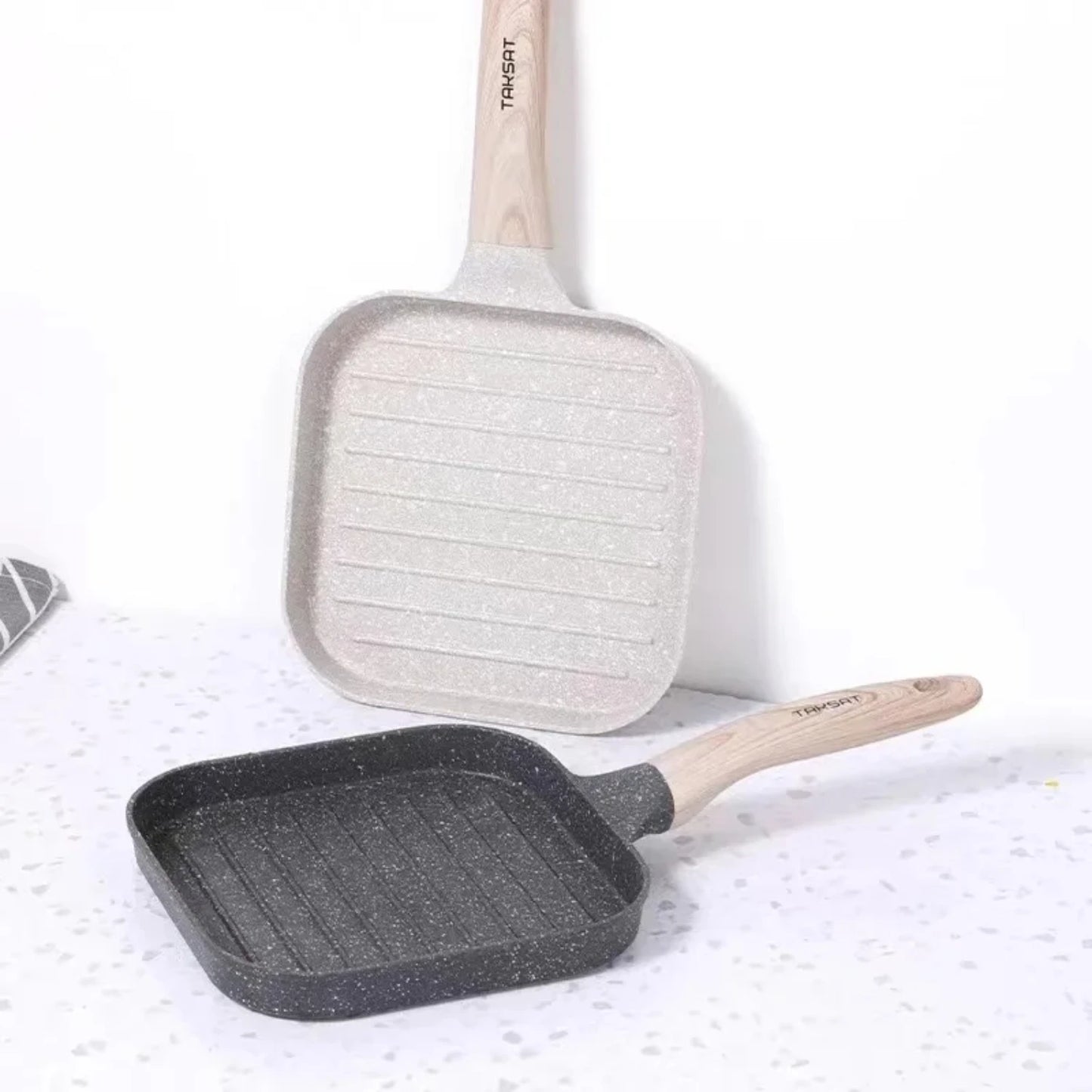 Non-stick Korean Bacon and Beef Steak Pan Fry Pot with Striped Flat Bottom - Perfect for Wheat Rice Stone and Mini Breakfast Coo