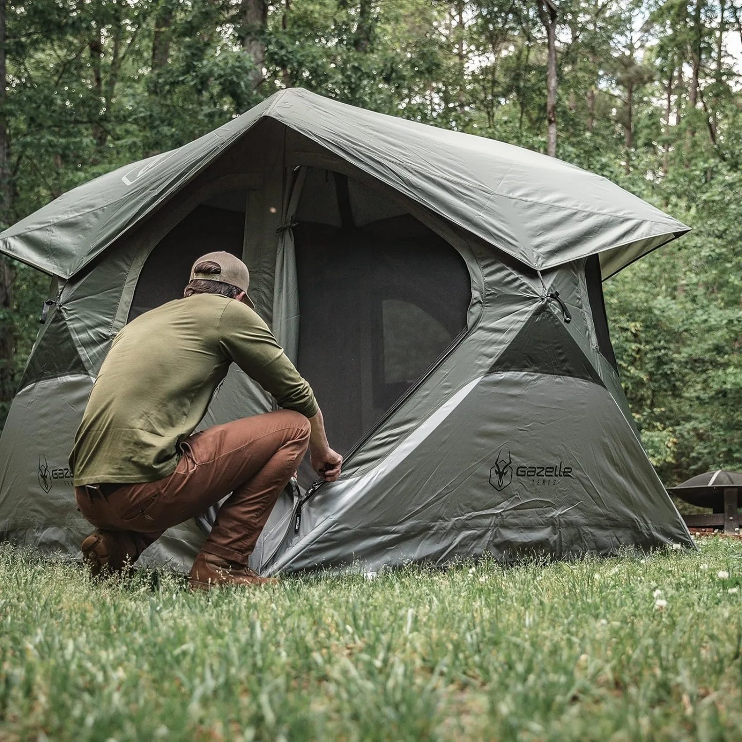 US ™ T4 Hub Tent, Easy 90 Second Set-Up, Waterproof, UV Resistant, Removable Floor, Ample Storage Options