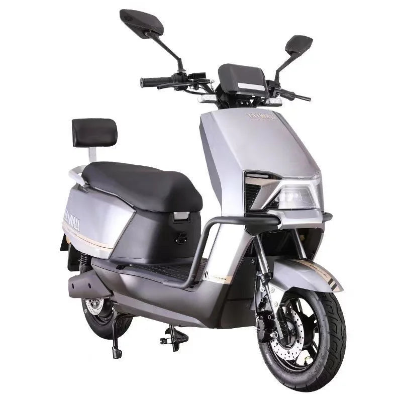 Current Fashion Electric Touring Motorcycles Door-to-Door Delivery 48-72V/18an-80an Battery 800W-3000W Motor