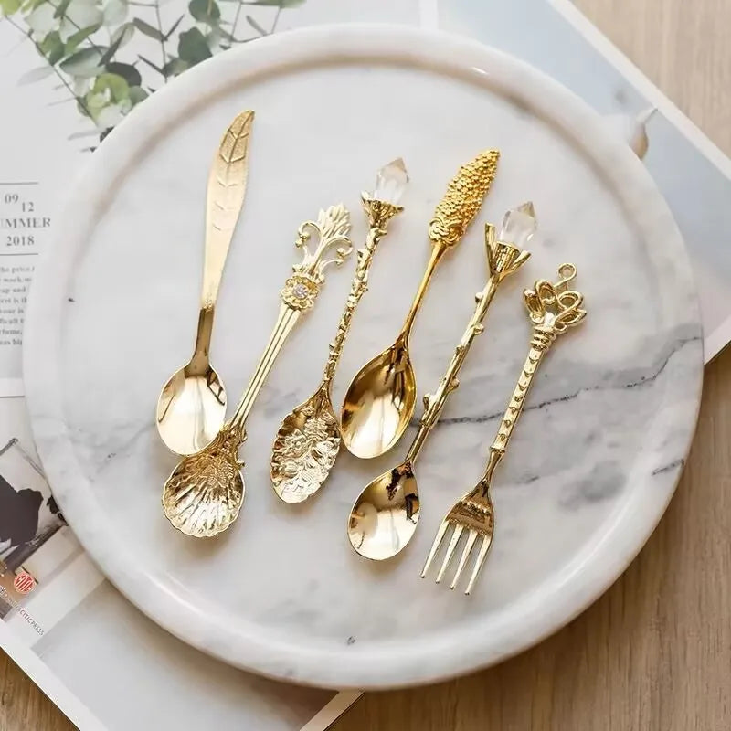 6pcs Royal Spoons Fork Cutlery Set Mini Royal Style Metal Gold Carved Teaspoon Coffee Snacks Fruit Dessert Fork Kitchen Tool