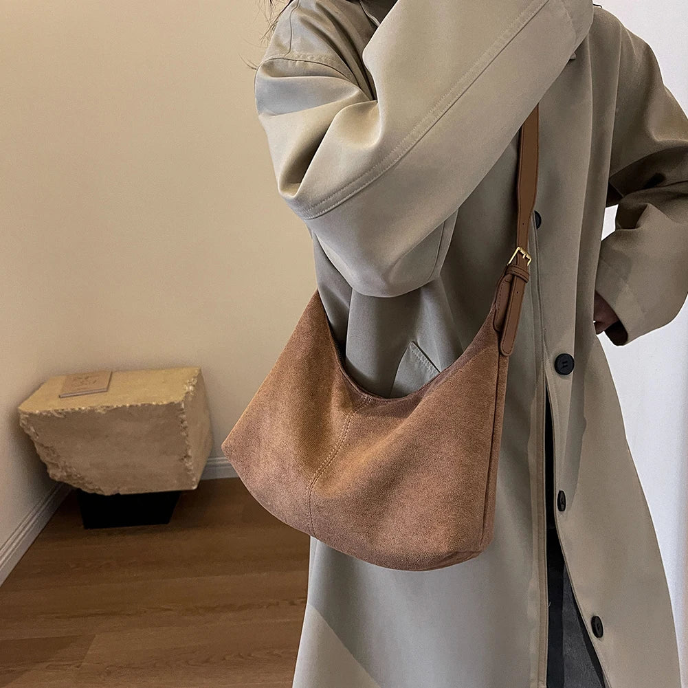 Crescent Bag for Women Shoulder Bag Handbag Adjustable Strap Crossbody Bag Zipper Hobo Bag with Inner Pocket for Work Travel