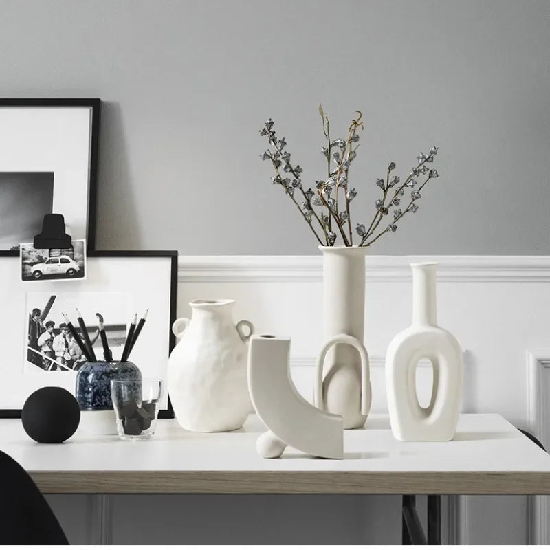Hollow Nordic Modern Ceramic Vase for Modern Home Decor,Modern Boho Hollow Flower Vases for Living Room Bookshelf