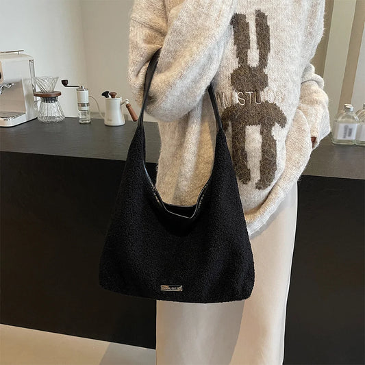 Plush Shoulder Bag for Women Plush Furry Tote Bag Large Capacity Soft Plush Top Handle Bag Ladies Faux Fur Bag for Autumn Winter