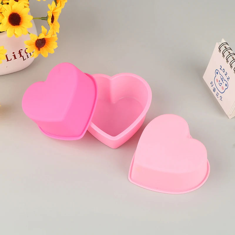 1pcs Random Color Cute 3 Inch 8cm Heart Mousse Chocolate Soap Mold Silicone Cake Molds Cake Decorations Bakeware Baking Pan