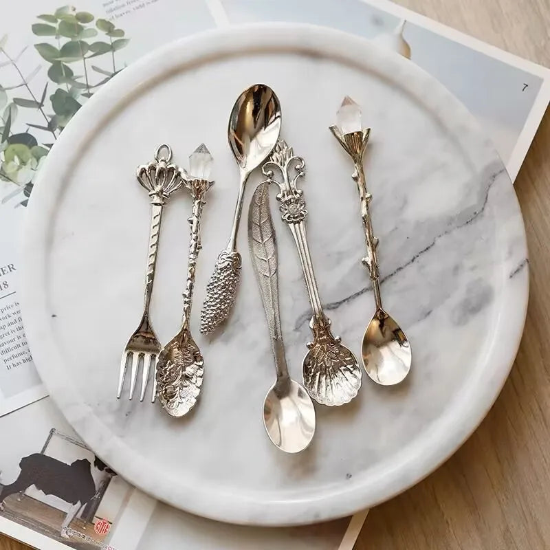 6pcs Royal Spoons Fork Cutlery Set Mini Royal Style Metal Gold Carved Teaspoon Coffee Snacks Fruit Dessert Fork Kitchen Tool
