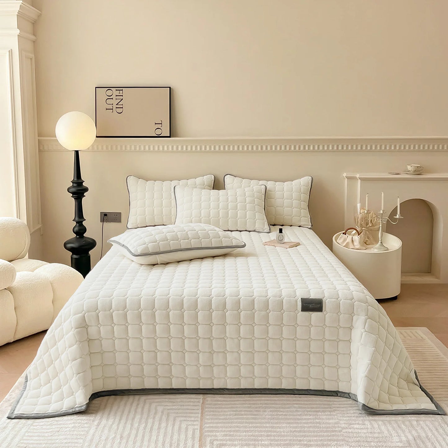 Luxury Velvet Quilt Set King Size Lightweight Velvet Comforter Set Oversized Bedspread Coverlet Quilted Bedding Set 2 Pillowcase