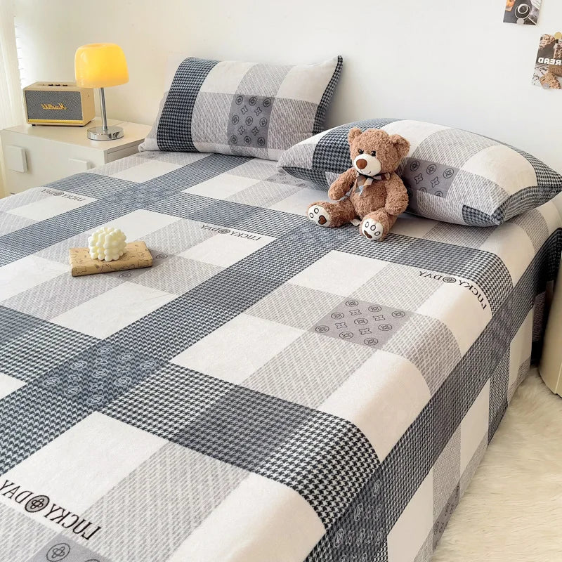 Geometric Plaid Pattern Flannel Bed Sheet Set Super Soft Plush Bed Sheets with 2 Pillowcases Luxury Queen Size Bedding Set