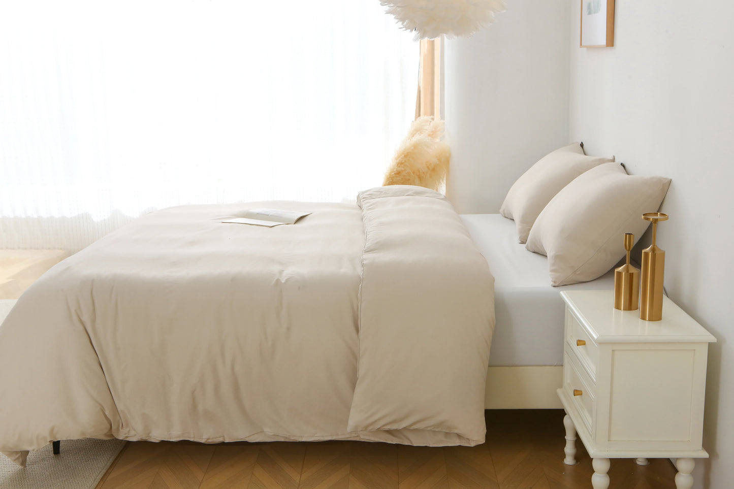 3 Pieces Solid Color Bedding Set with 1 Duvet Cover and 2 Pillow Shams, Comforter Not Included (King Size, Beige)