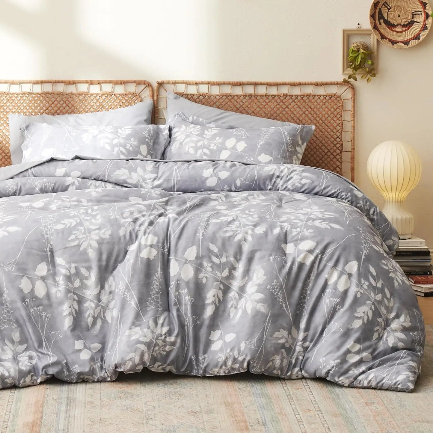 Bedsure Comforter Set - 7 Pieces Floral Bedding Sets with Reversible Botanical Flowers Comforter, Sheets, Pillowcases & Shams