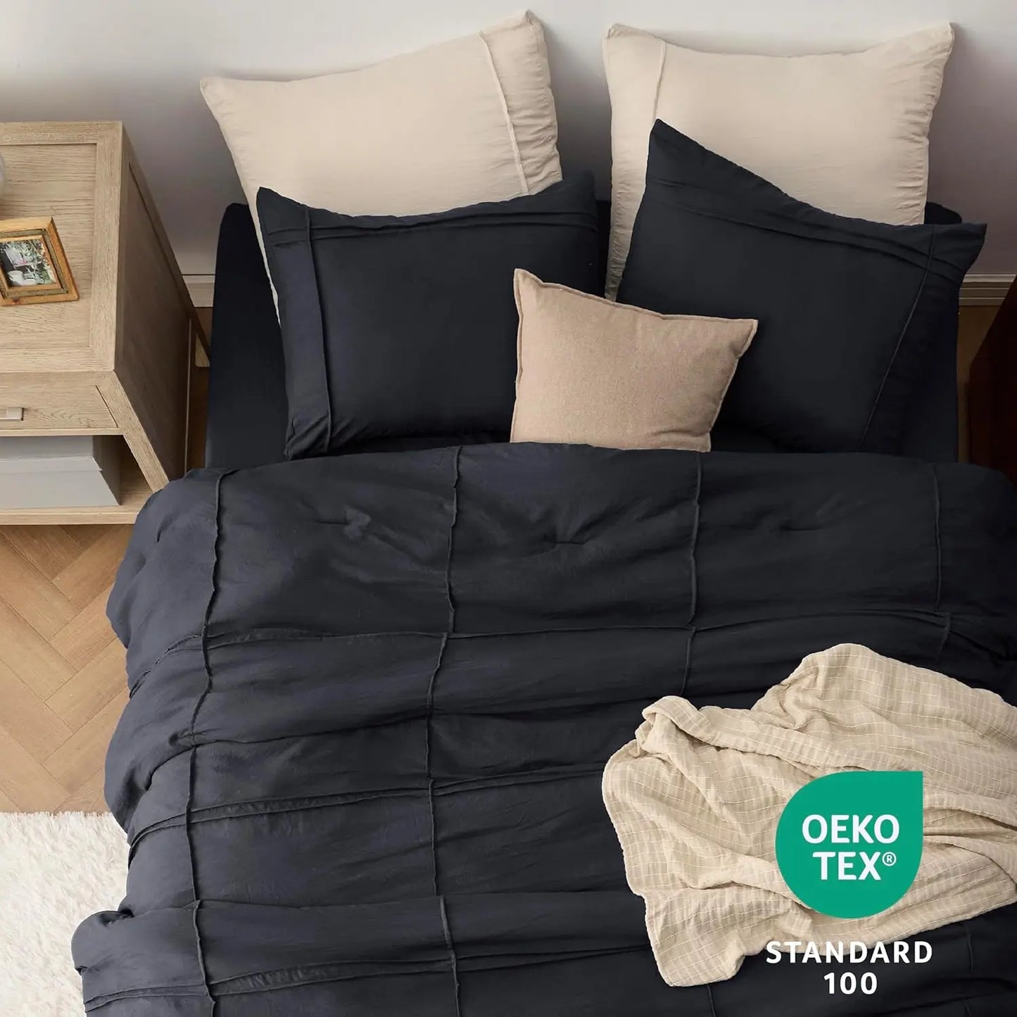 Bedsure Comforter Set - 4 Pieces Soft Black Bedding Sets, Grid Pinch Pleat, All Season Lightweight Fluffy Bed Set（No flat sheet）